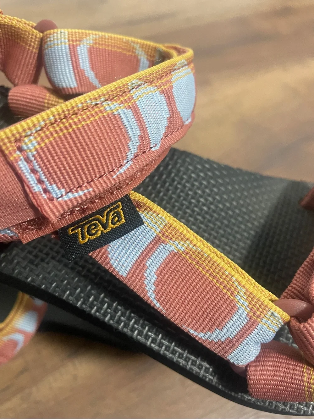 Teva Sandals Kids Size 5